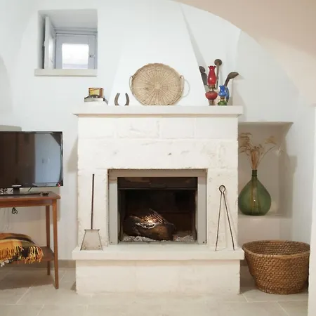 Il Trullo Bianco A Masseria Santalachicca Masseria Orimini Exterior photo