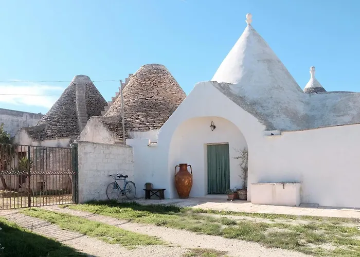 Il Trullo Bianco A Masseria Santalachicca
