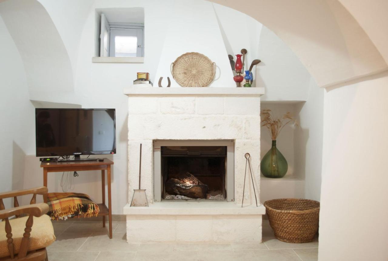 Il Trullo Bianco A Masseria Santalachicca Masseria Orimini