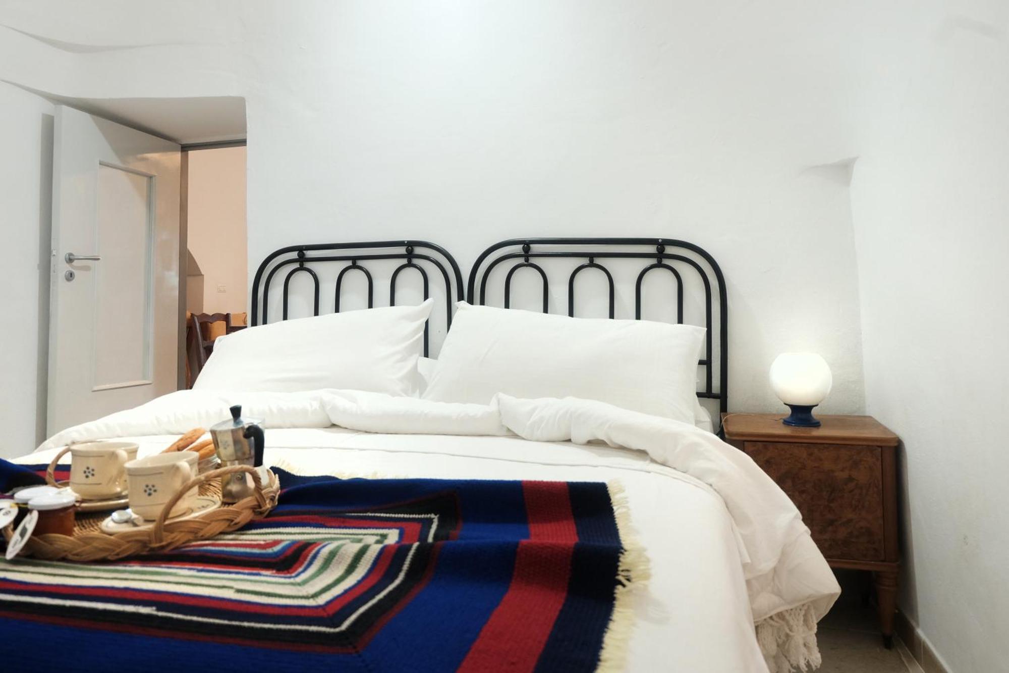Il Trullo Bianco A Masseria Santalachicca Apartment