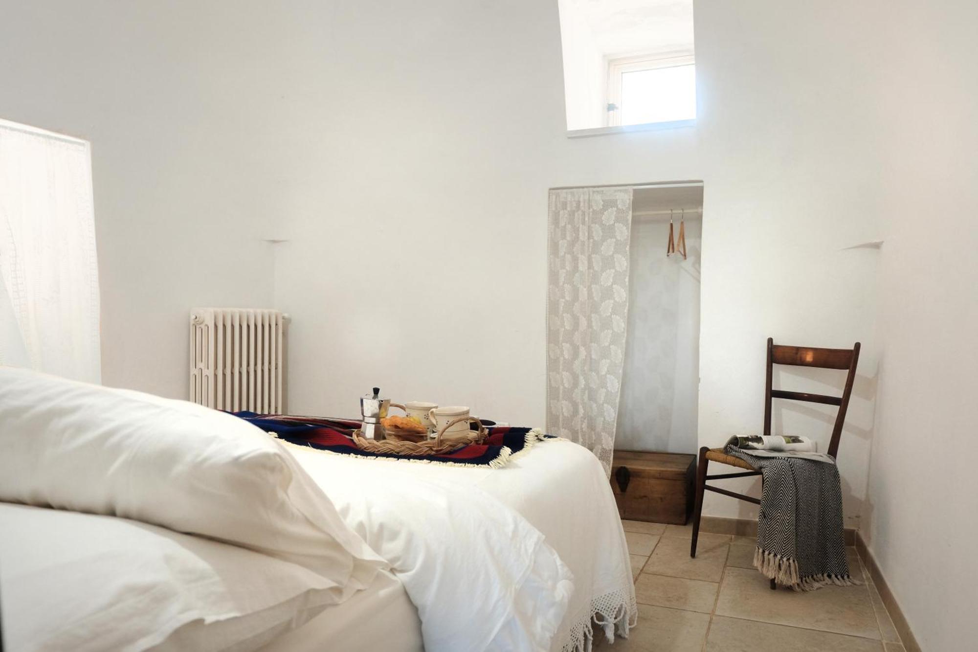 Il Trullo Bianco A Masseria Santalachicca *